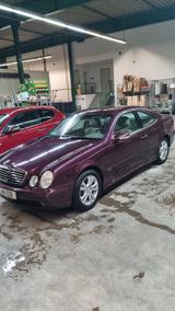 Mercedes-Benz CLK 320 Elegance  - Mercedes-Benz CLK 320: Elegance