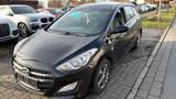 Hyundai i30 cw blue Trend  EURO6 KAT/KLIMA - Hyundai: Unfallwagen
