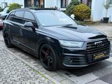 Audi Q7 3.0 TDI quattro 7-Sitzer S-Line Pano Voll - Audi Q7 Gebrauchtwagen in Frankfurt