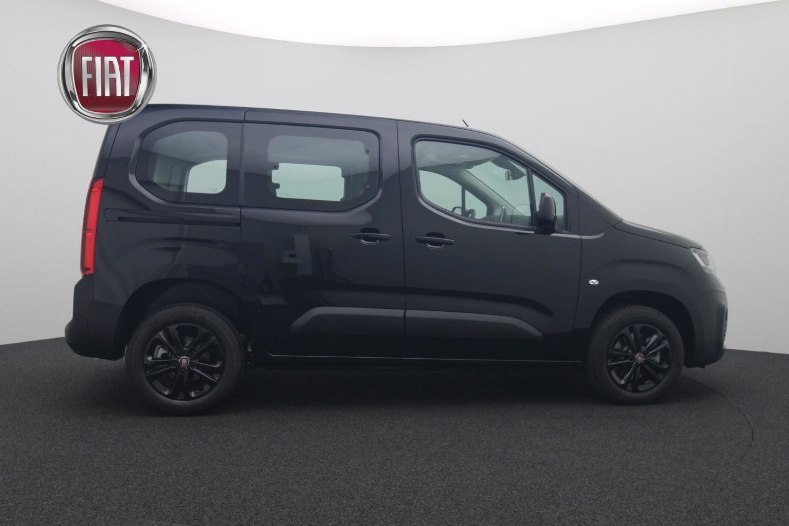 Fahrzeugabbildung Fiat Doblo Kombi L1 1.5 BlueHDi 96 kW