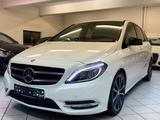 Mercedes-Benz B 180 | Xenon | Distronic | Leder | Service Neu - Mercedes-Benz B-Klasse mit Benzin-Antrieb
