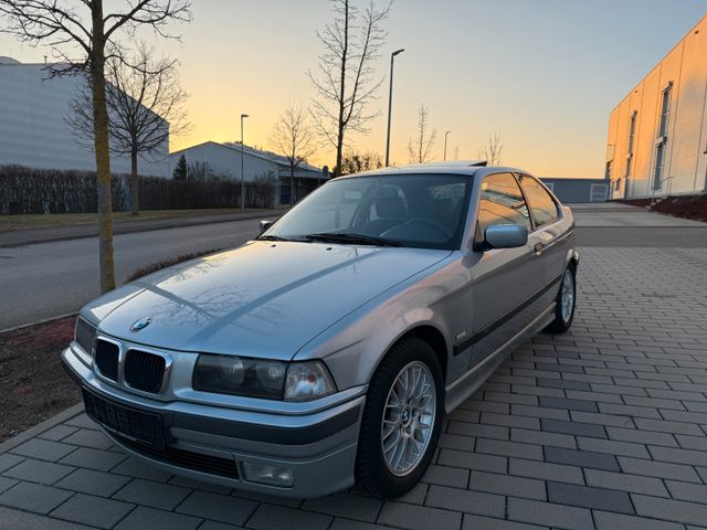 BMW 323 ti, Schaltgetriebe, Sportpaket