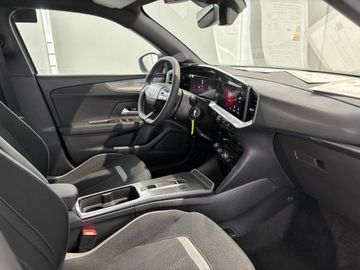 Fotografie 4 des Opel Mokka 1.2 DI Turbo Hybrid 48V Automatik GS
