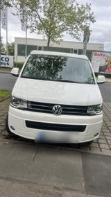 Volkswagen T5 California - weiße Volkswagen T5 California