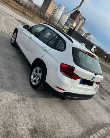 BMW BMW X1  xDrive18d