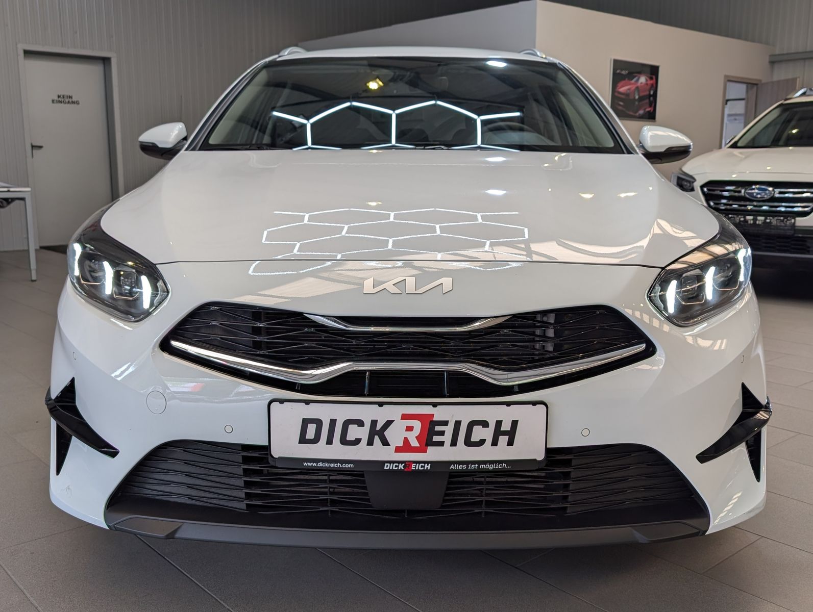 Fahrzeugabbildung Kia cee'd Sportswagon 1.5 DCT Ultimate LED CAM ACC