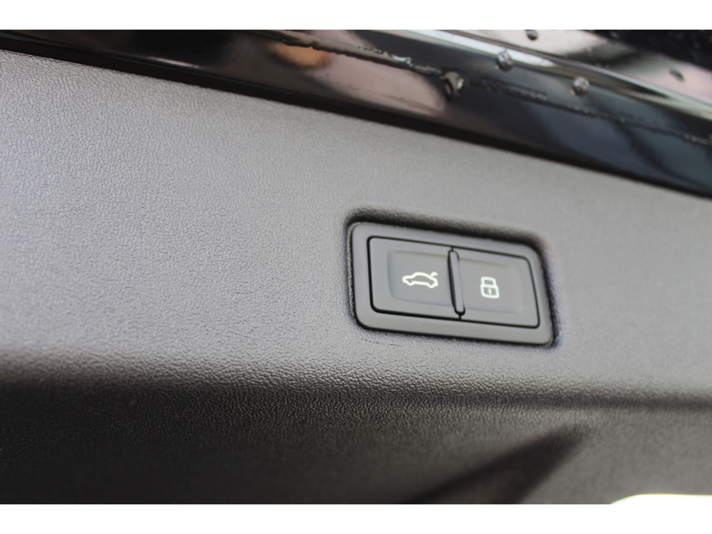 Q5 SUV TDI qu.Str. S-Line*Tech+*MTRX*360*Key*20'