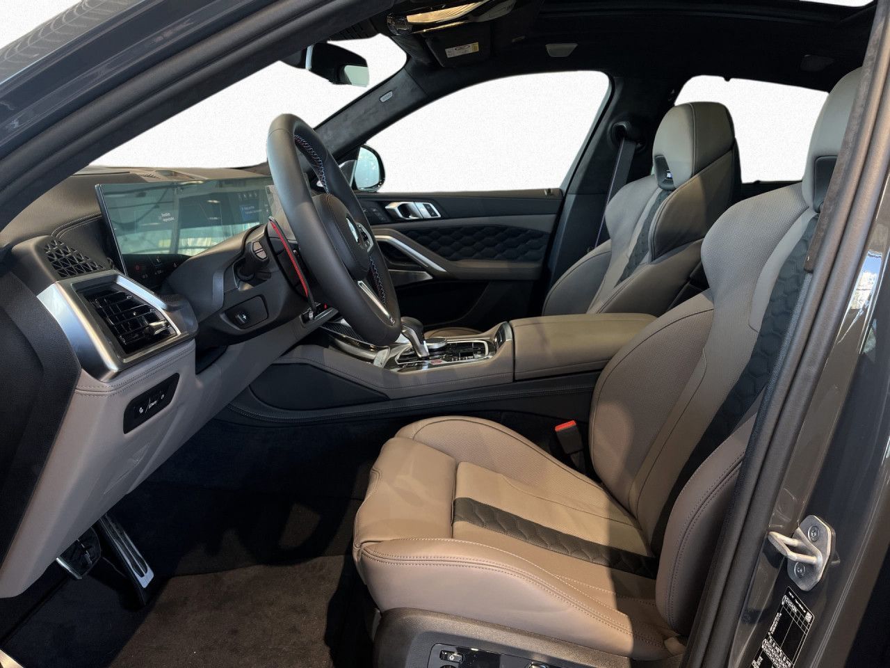 BMW X6 M - Bild 11