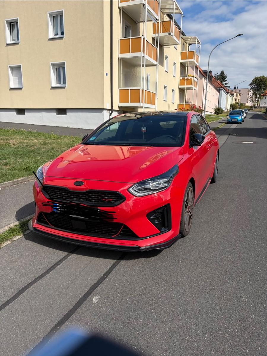 Kia pro_cee'd / ProCeed 1.6 T-GDI GT GT