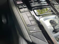 Fahrzeugabbildung Porsche Cayenne 3.0 Platinum Edition*21 Zoll*Panorama*