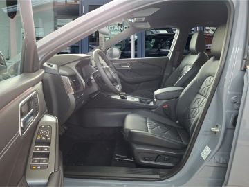 Nissan Qashqai Tekna 1.3 DIG-T °LED°Navi°RFK°PGD°AAC°