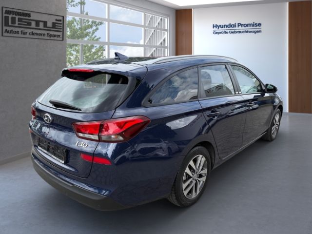 Fahrzeugabbildung Hyundai i30 cw YES! 1.4 +KLIMA+NAVI+CARPLAY+SHZ+RFK+PDC+