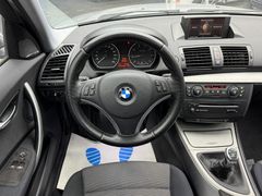 Fahrzeugabbildung BMW 116i Lim. / Klimaautomatik Schiebedach SHZ PDC