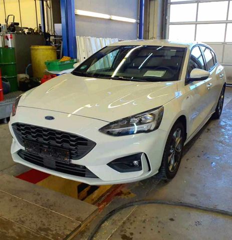 Ford Focus 1,5 EcoBoost 110kW ST-Line X Auto ST-L...