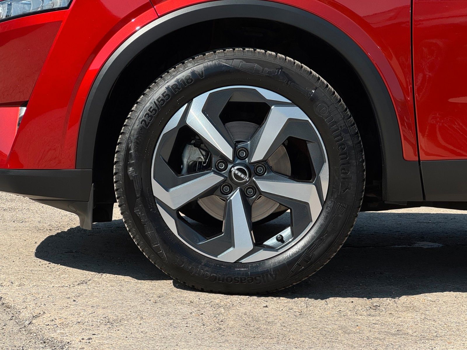 Fahrzeugabbildung Nissan Qashqai 1.3 DIG-T MHEV N-Connecta Pano 360° ACC