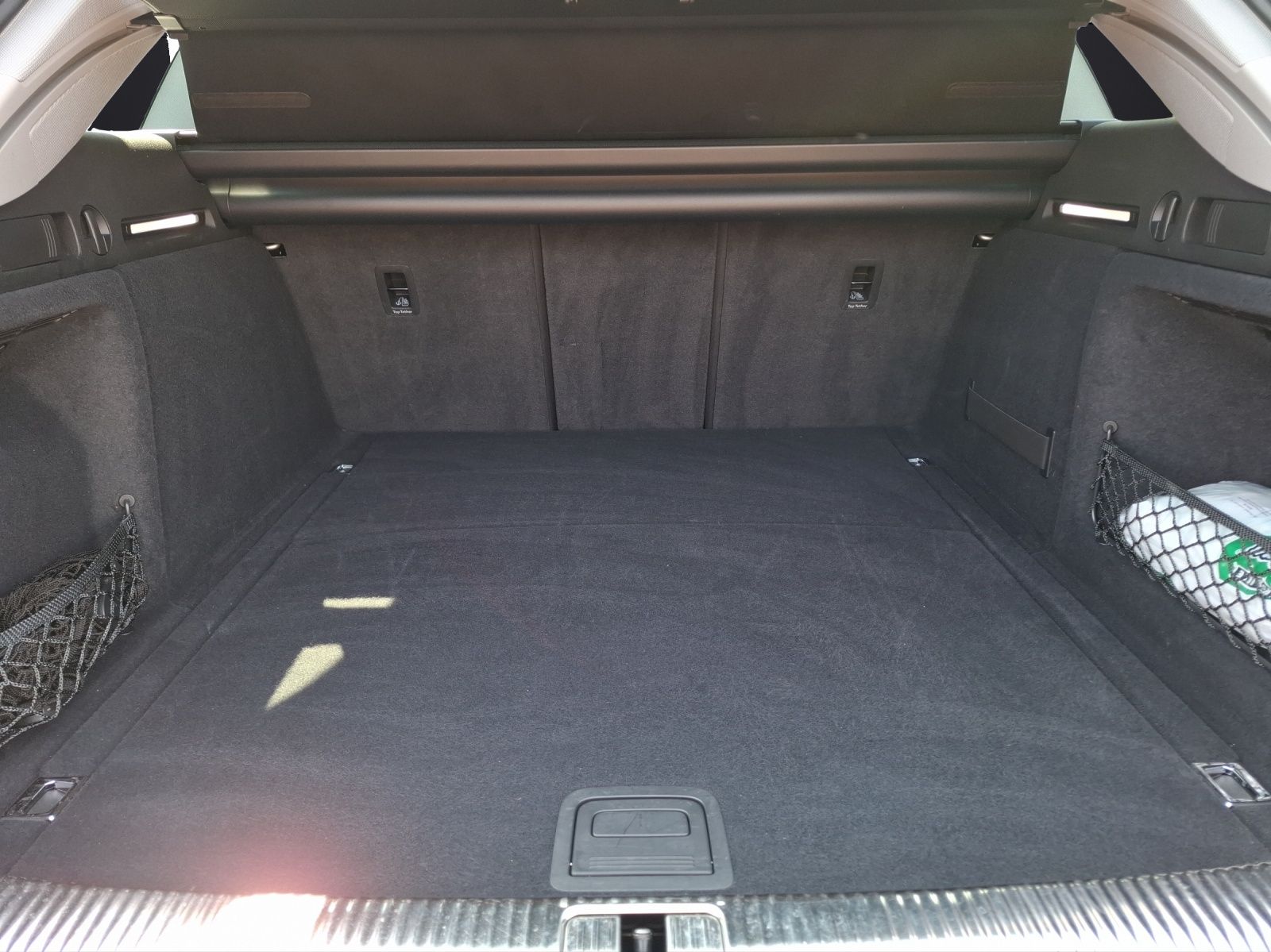 Fahrzeugabbildung Audi A4 Avant 40 TFSI advanced quattro S-tronic Navi