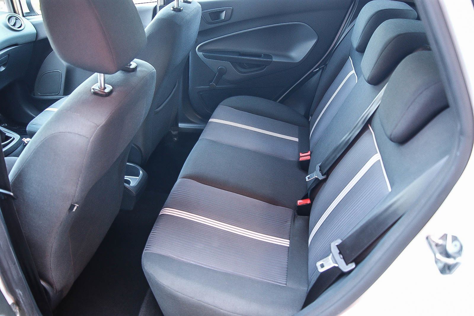 Fahrzeugabbildung Ford Fiesta 1.25 60kW VIVA KLIMA SITZHZG SPORT-FW ALU