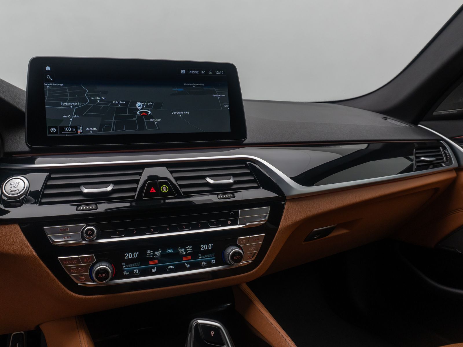 Fahrzeugabbildung BMW 530d M Sport Kamera DAB Laser Komfort H/K HUD 19