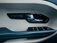 LAND ROVER Evoque 2.2D GARANTIE *4WD*Automatik*TÜV*INSP