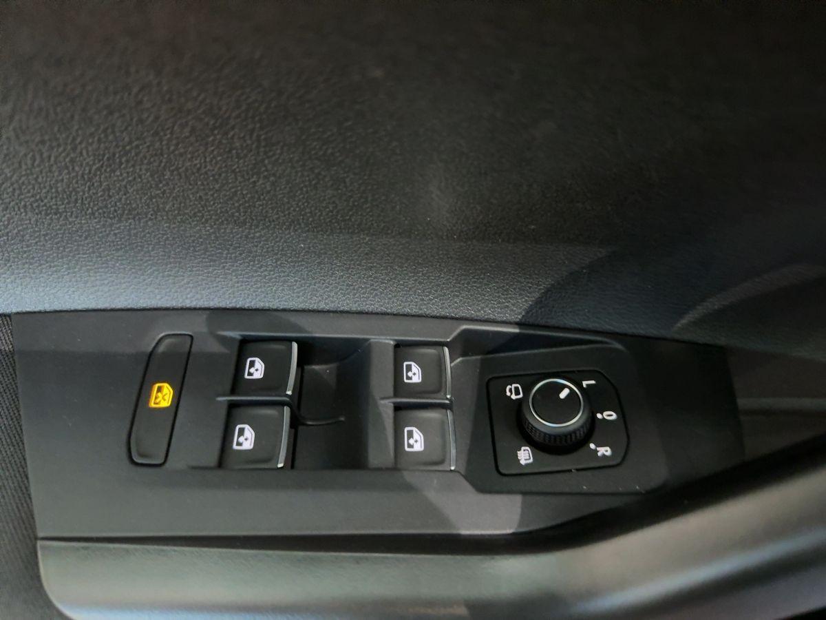 Volkswagen Taigo R-Line BlackStyle 1.0 TSI DSG LichtSicht*, миниатюра 15