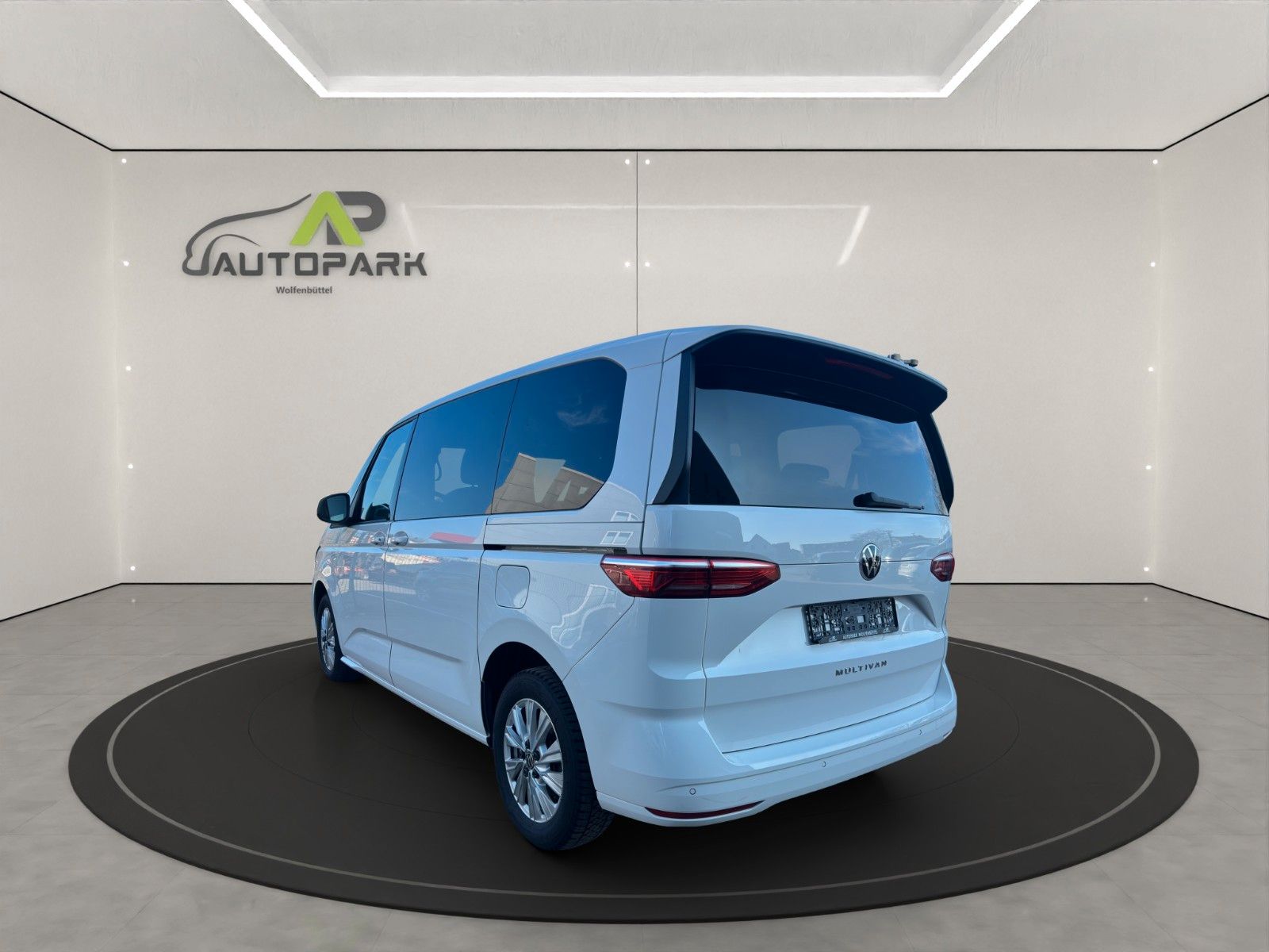 Volkswagen T7 Multivan 2.0TSI DSG LED VIRTUAL KAM STHZ CarP foto 5