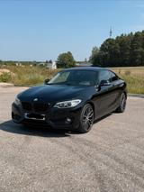 BMW F22 220D Coupé - BMW 2er-Reihe F22 mit Diesel-Antrieb