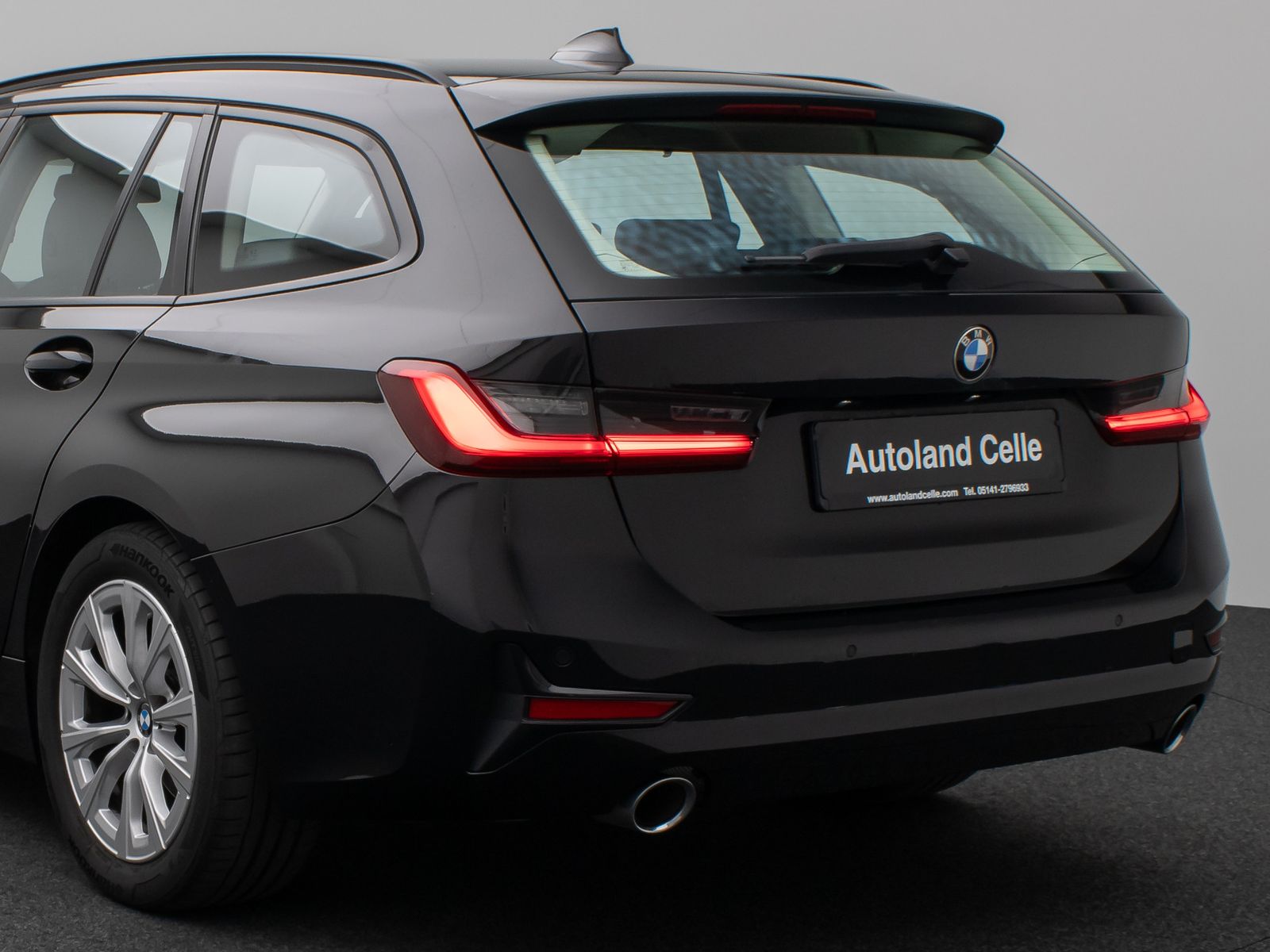 Fahrzeugabbildung BMW 320d Panorama Laser PDC HUD HiFi Komfort Alarm