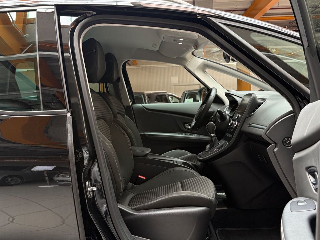 RENAULT Grand Scenic IV Business|Navi|Kamera|Keyless Go RENAULT Grand Scenic IV Business|Navi|Kamera|Keyless Go