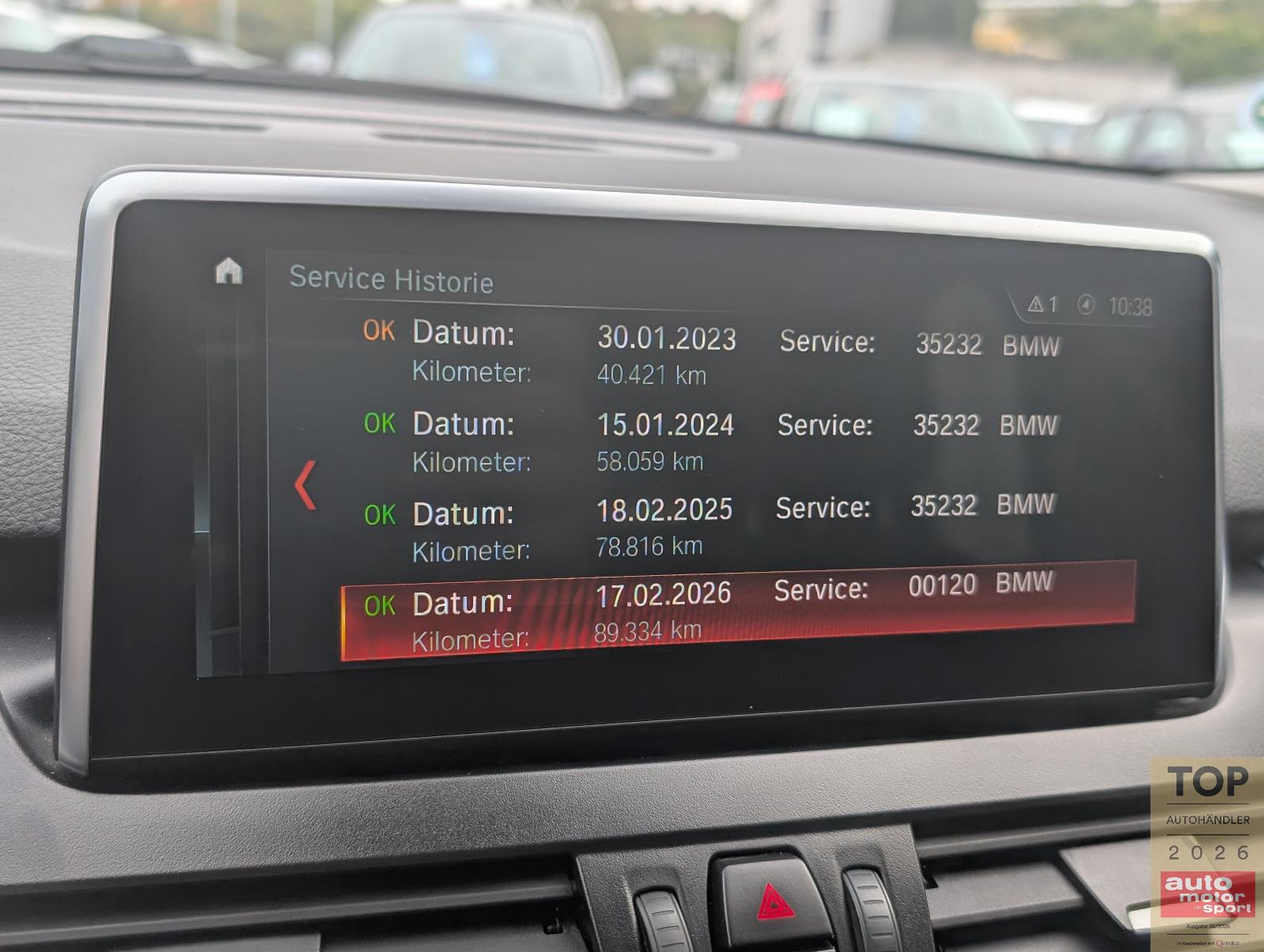 BMW 225xe Active Tourer Luxury-Line*ACC*AHK*PANO*HUD