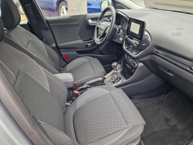 Fahrzeugabbildung Ford Puma Titanium, Winterpaket,Allwetterr.