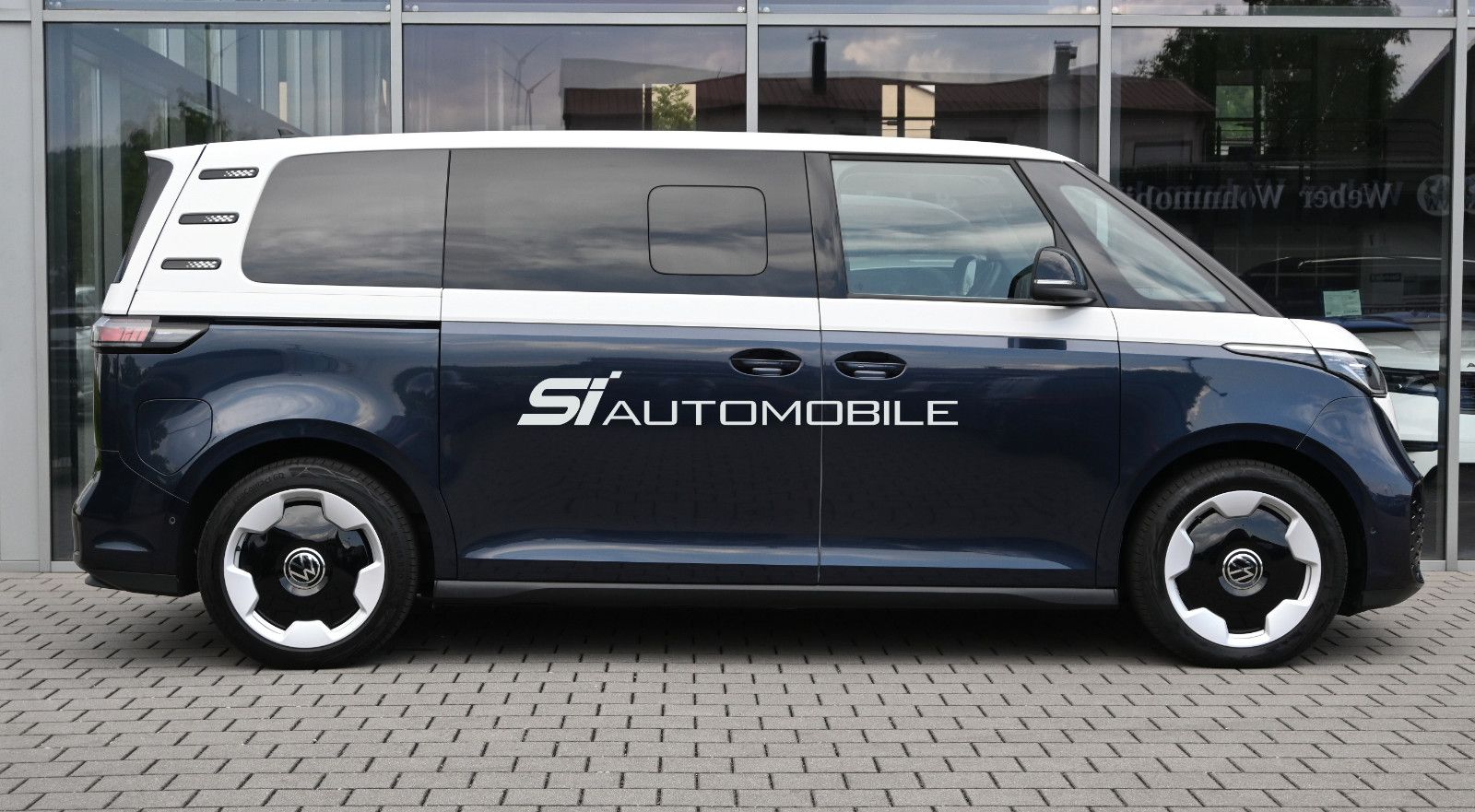 Fahrzeugabbildung Volkswagen ID. BUZZ PRO LR °UVP 91.571°ACC°AHK°MEMO°360°8FA