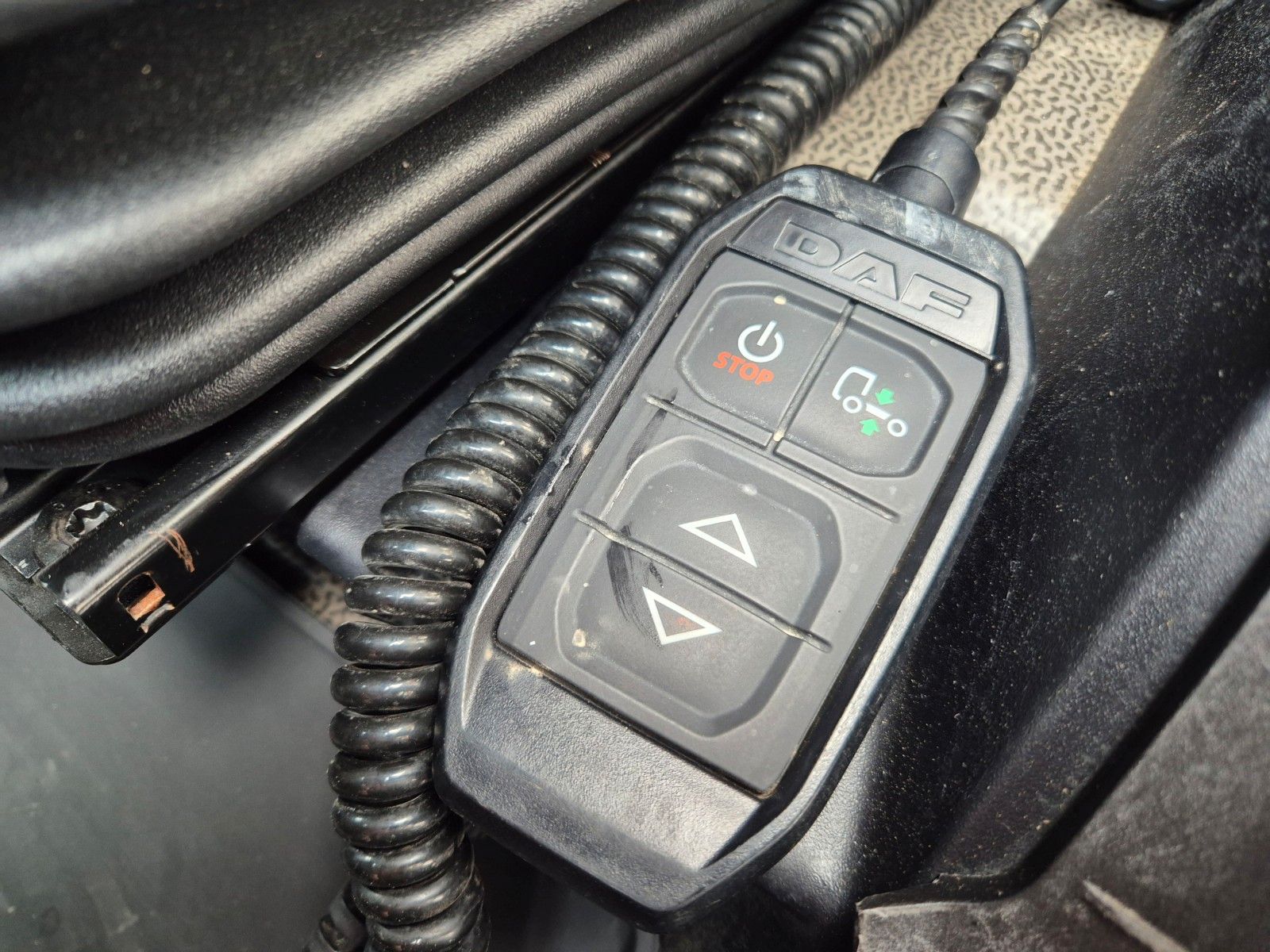 Fahrzeugabbildung DAF CF 450 FT 4x2 Hydraulik Alu-Felgen