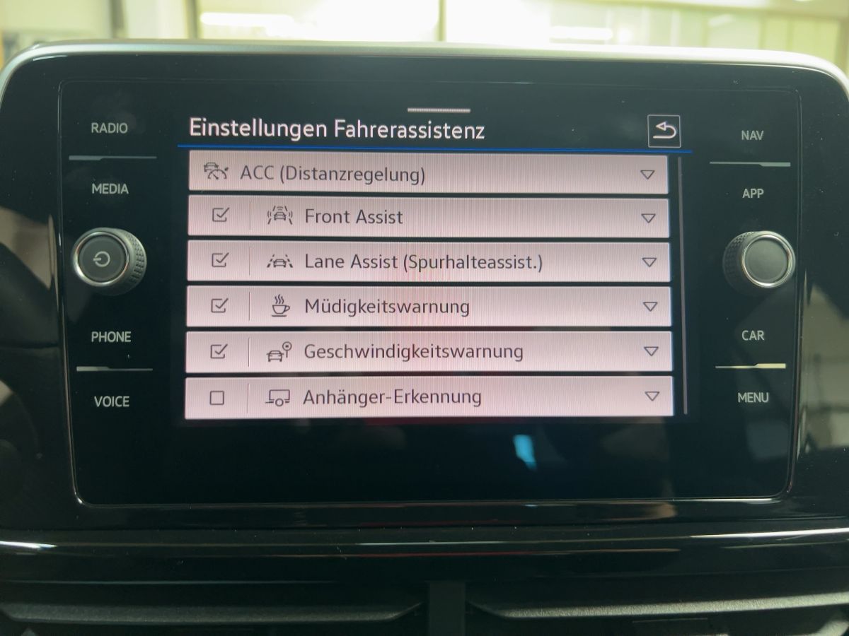 Volkswagen T-Roc - Bild 17