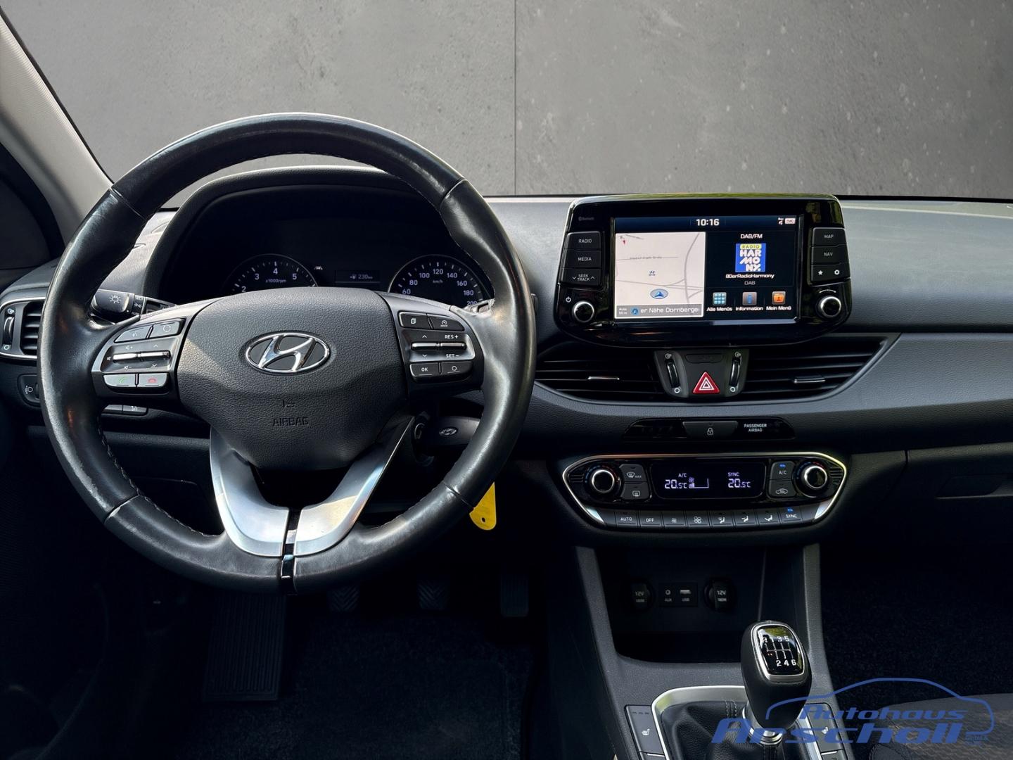 Hyundai i30 YES! EU6d-T T-GDI 1.4 Navi Apple CarPlay And