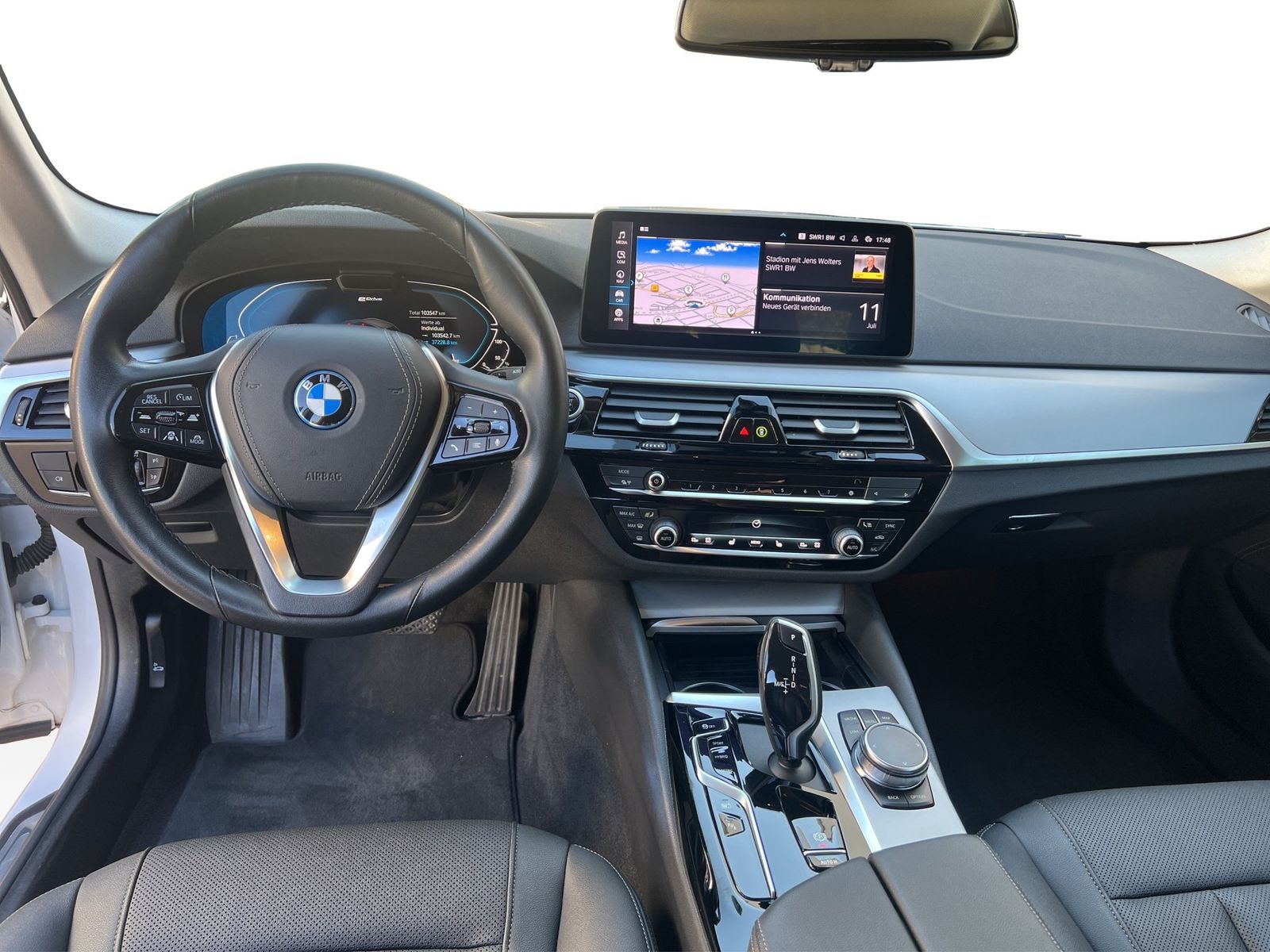 BMW 530e Tour. LED Hifi Klima ParkAs imagem 2