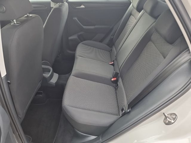 Fahrzeugabbildung Volkswagen T-Roc 1.0 TSI KLIMA LED DAB PDC FRONT-ASSIST LAN