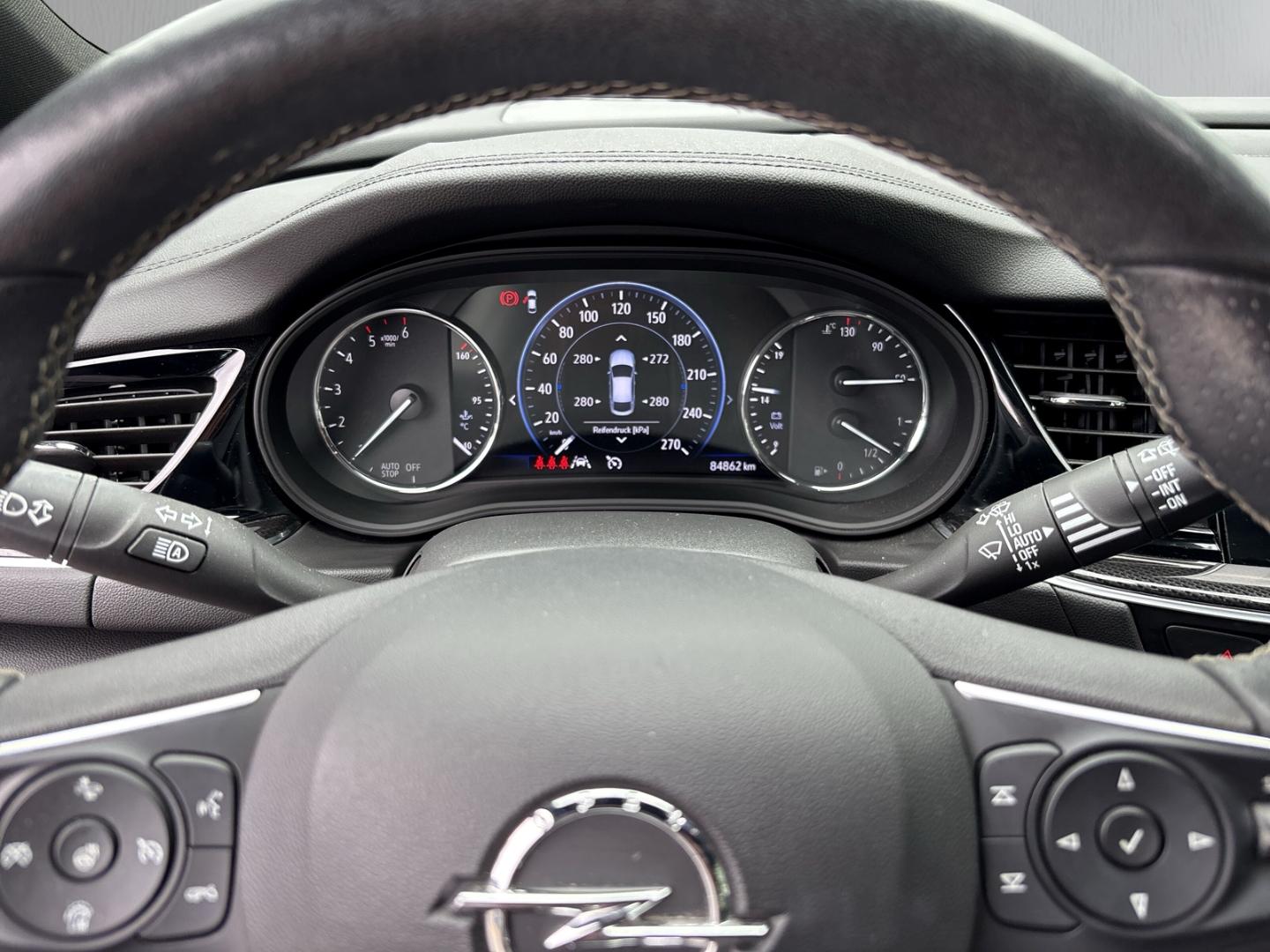 Opel Insignia B Sports Tourer Elegance 2.0 D AHK Pano