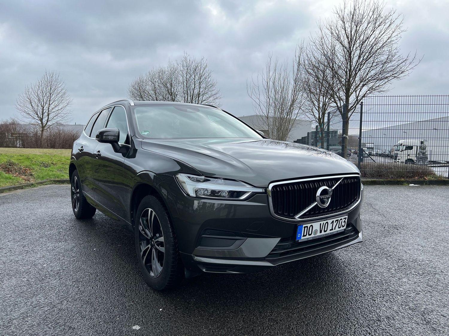 Volvo XC60 Momentum 2WD *AHK*LED*360°KAMERA*HARMAN*VIR