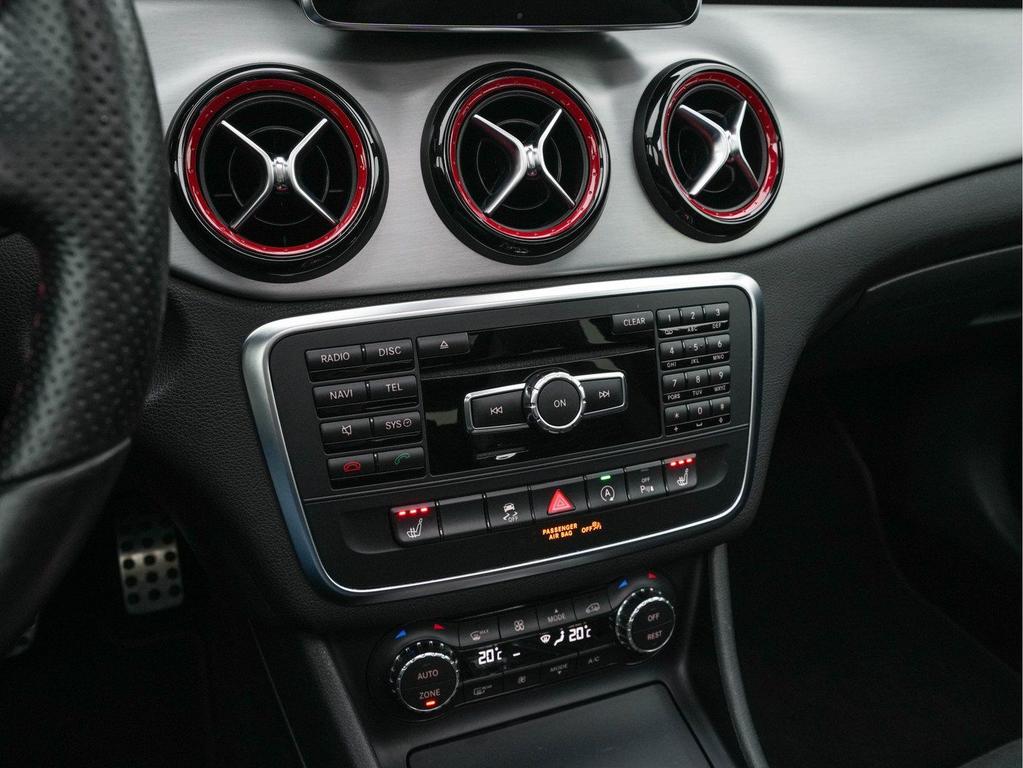 Mercedes-Benz GLA 45 AMG