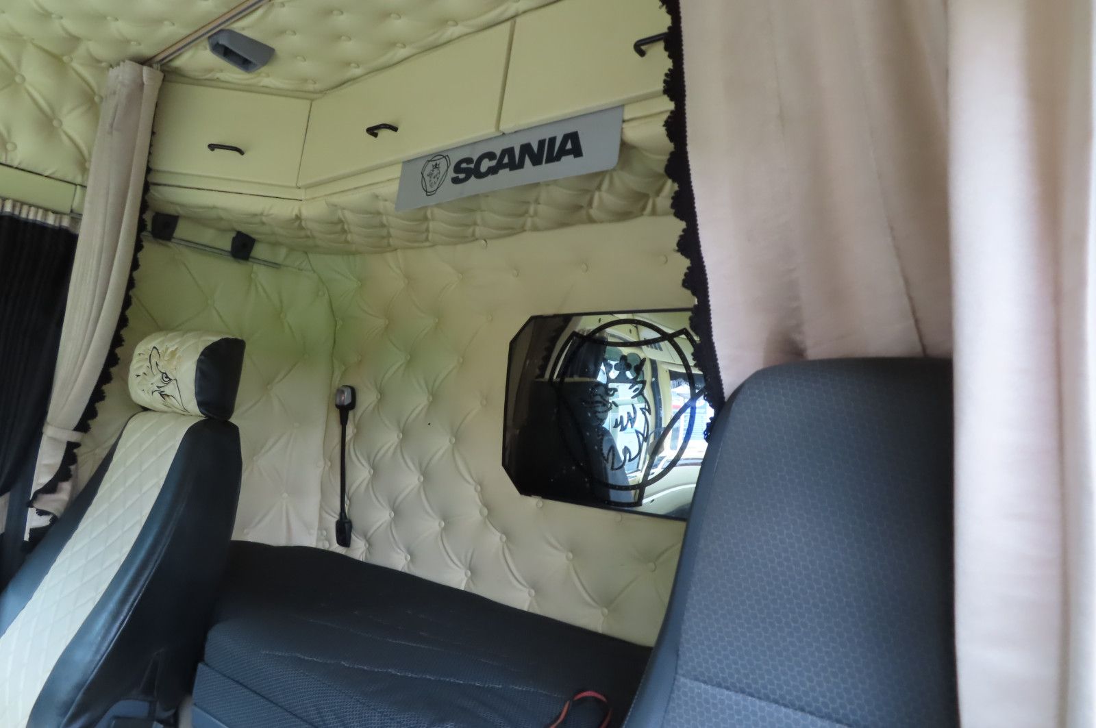 Fahrzeugabbildung Scania R 420 Schaltung, Euro 5
