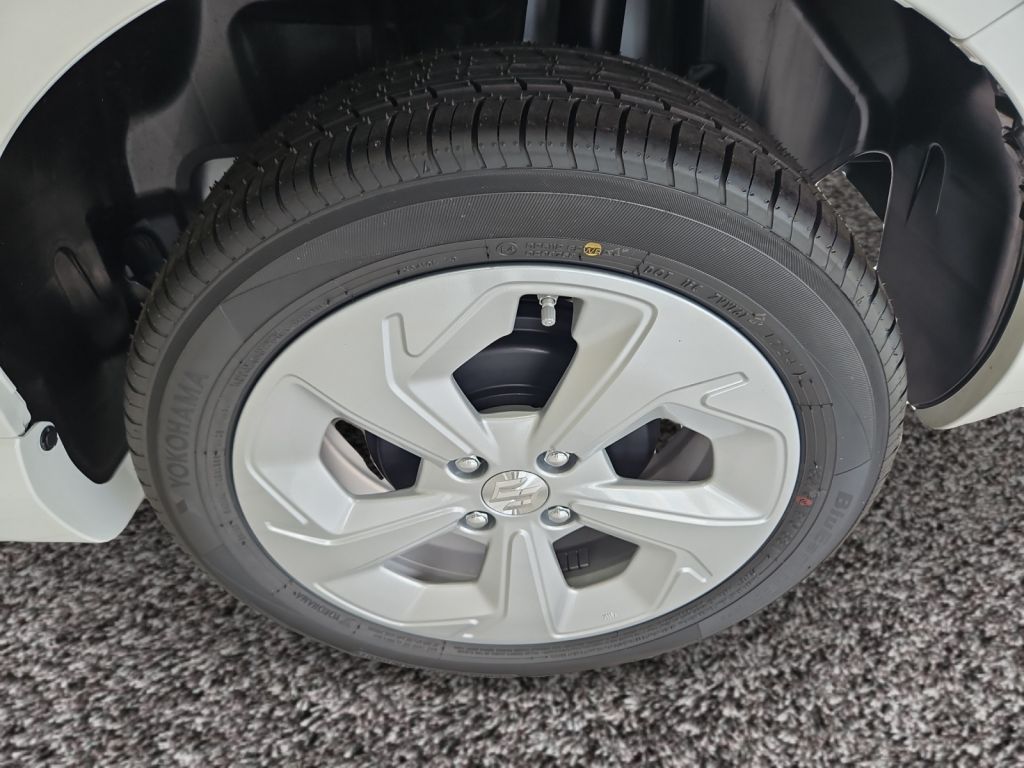 Fahrzeugabbildung Suzuki Swift 1.2 Hybrid Allgrip MT Comfort