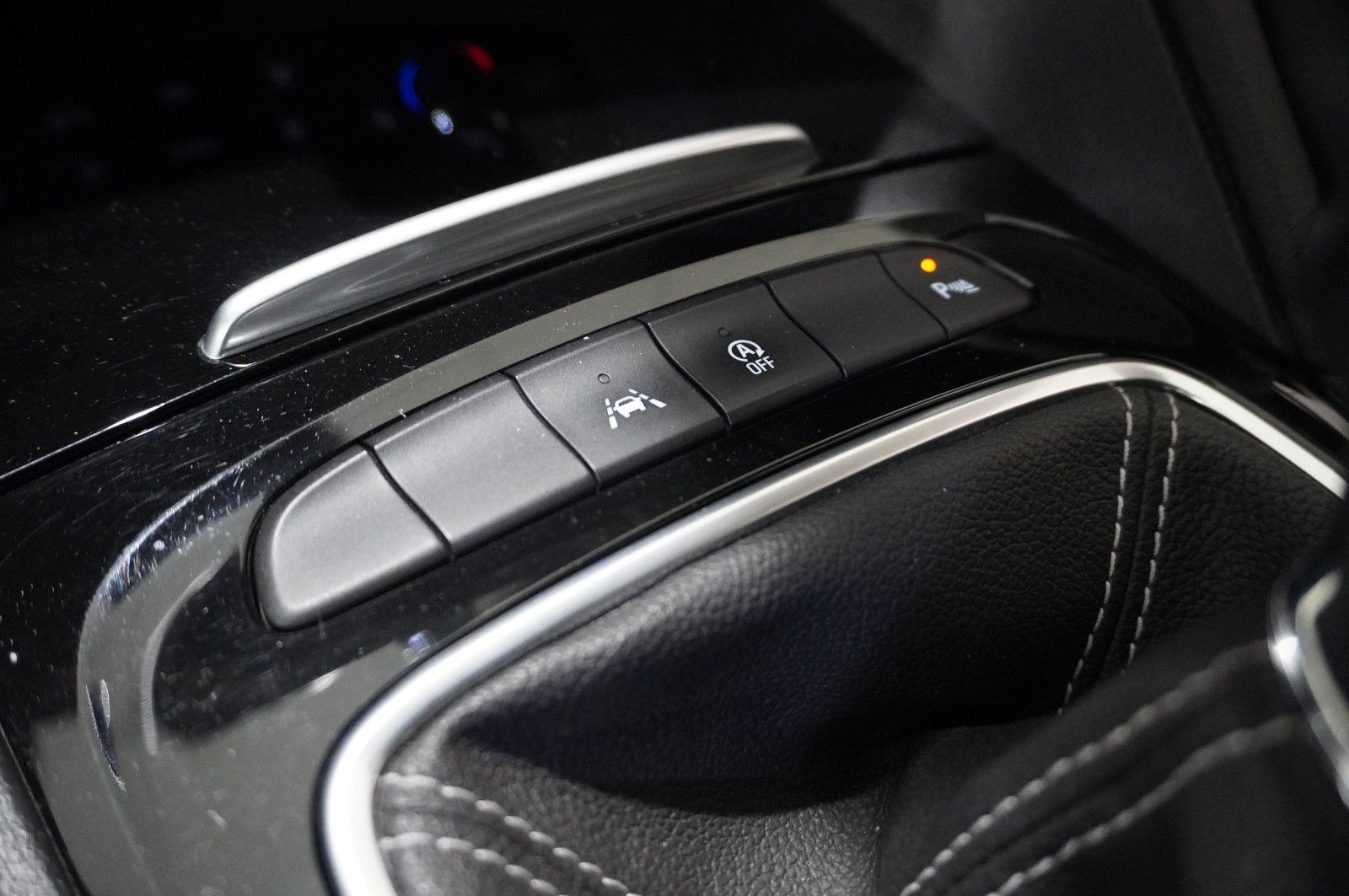 Fahrzeugabbildung Opel Insignia B ST 2.0D BUSINESS NAVI/LED/KAMERA/DAB+