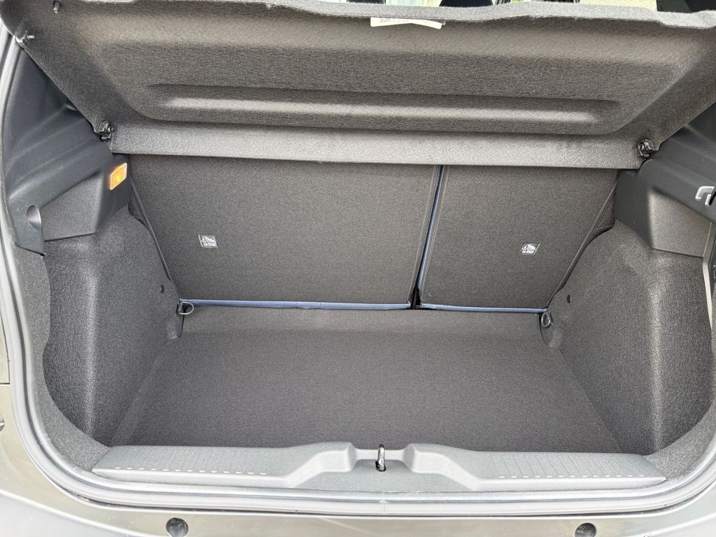 Fahrzeugabbildung Citroën C3 Hybrid 110 COLLECTION