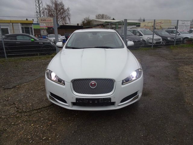 Jaguar XF 3.0 L V6 Diesel -