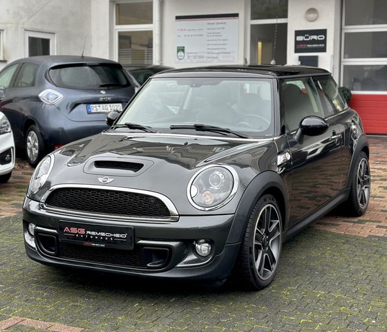 MINI Cooper S 2.HD*Wired P.*Tempomat*Sitzheiz.