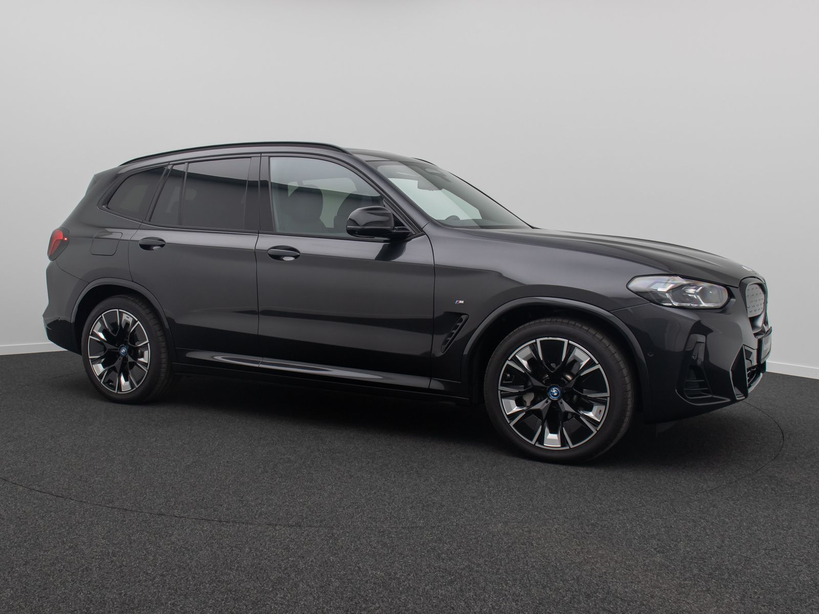 Fahrzeugabbildung BMW iX3 Impressive M Sport 360° HUD DAB Panorama 20"