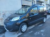 Peugeot Bipper Tepee 1.4 HDi 70CV Outdoor - schwarze Peugeot Bipper Tepee