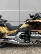 Honda GL 1800 GOLD WING TOURING DCT 50 JAHRE EDITION - Angebote
