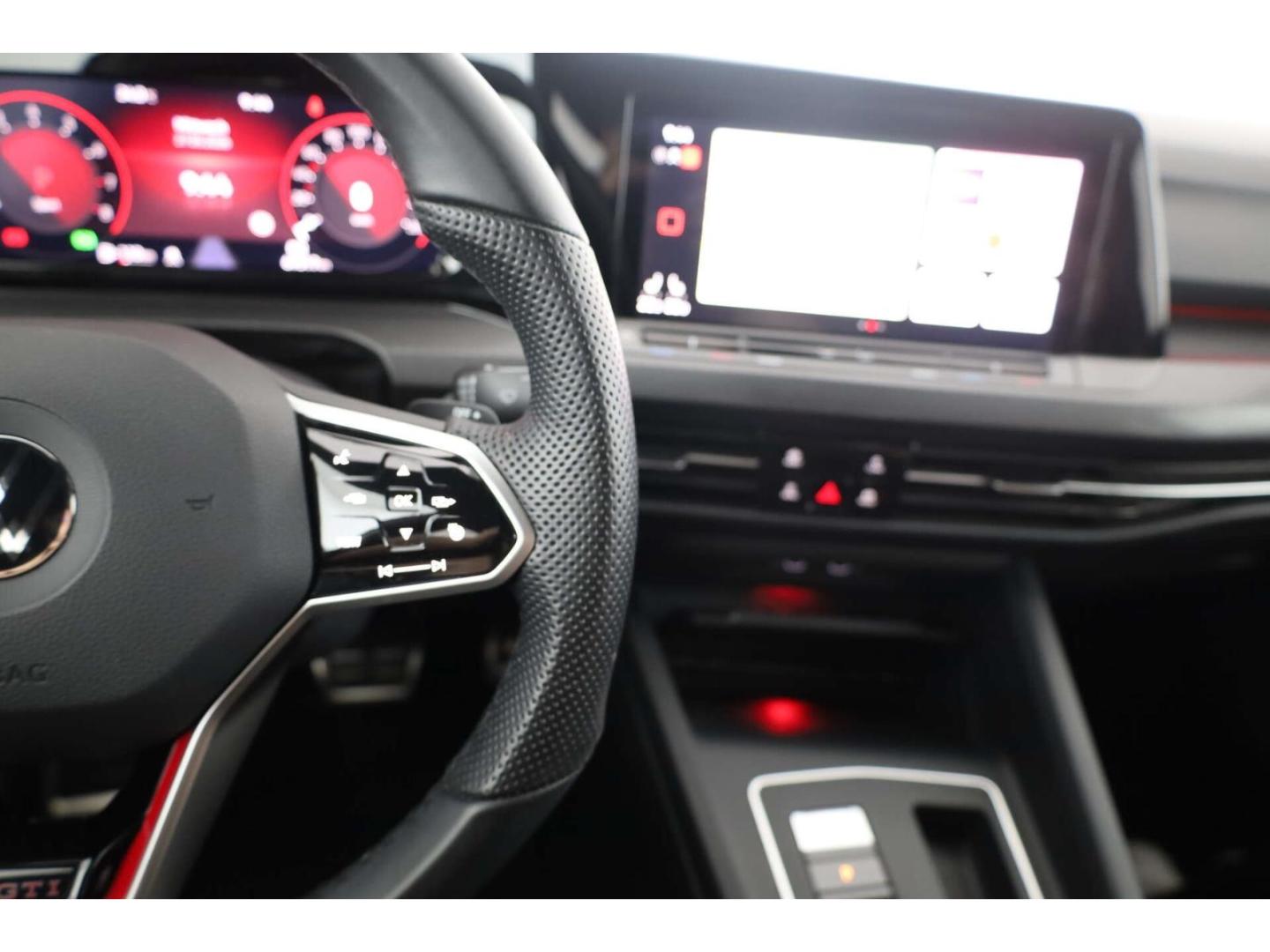 Volkswagen Golf GTI 2.0 TSI DSG NAV/Kamera/keyless/ACC/18'', миниатюра 15
