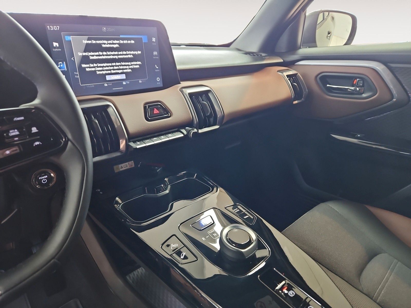 Fahrzeugabbildung Suzuki e Vitara 61 kWh Comfort+ Allgrip